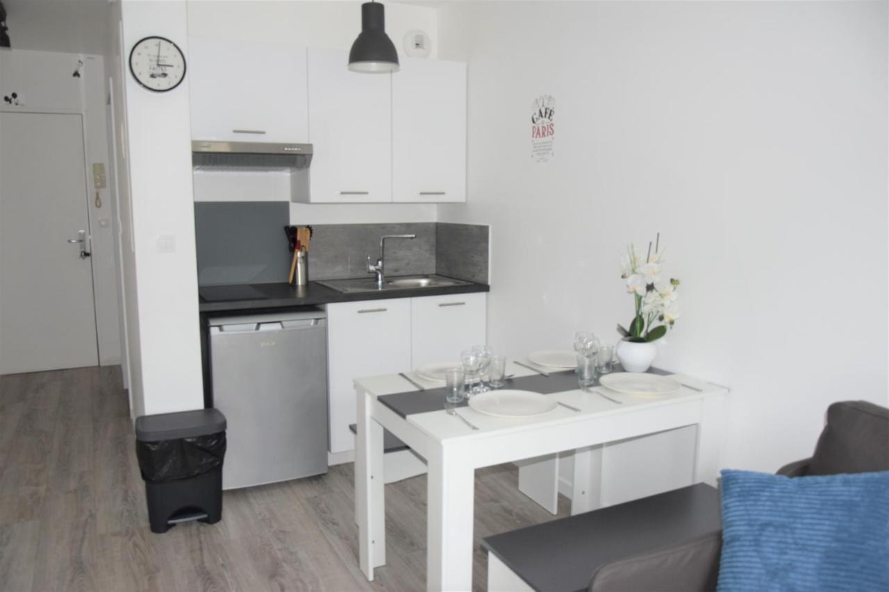 Studio Dreams Paris Монтеврен Экстерьер фото